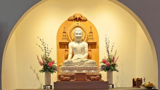 Wednesday Group Meditation (with Ven. K. Anoma)